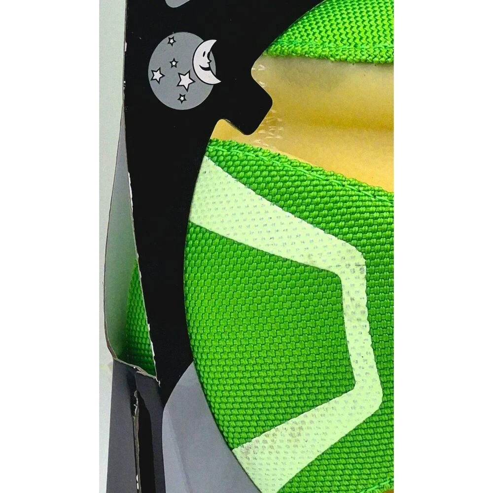 Chuckit Max Glow Kick Fetch Small 5.5” Glow in Dark Dog Toy New